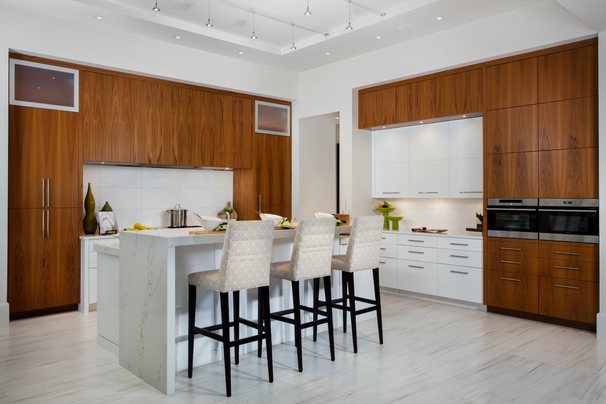 MED_Catalina_COR9_Kitchen